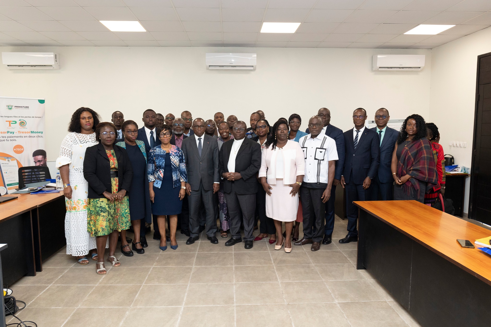 Visite surprise du Ministre N'guessan KOFFI aux fondateurs d'établissements lors de la formation