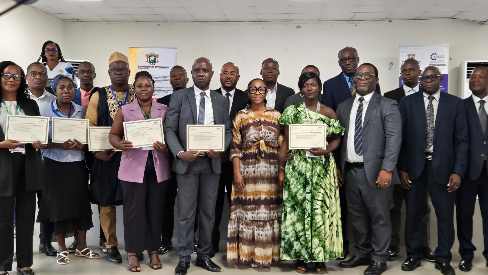 Cérémonie de clôture de formation des postulants aux autorisations d'exercer dans les établissements privés d'enseignement technique et de formation professionnelle session 2025